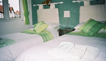 guesthouse 014.jpg