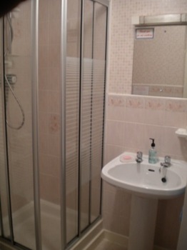 rm4bath.JPG